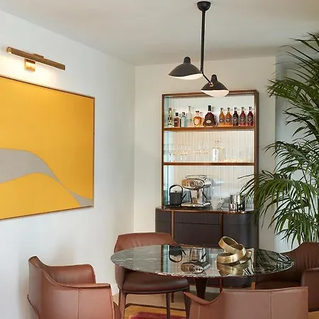 Villa-des-pres 5* Париж
