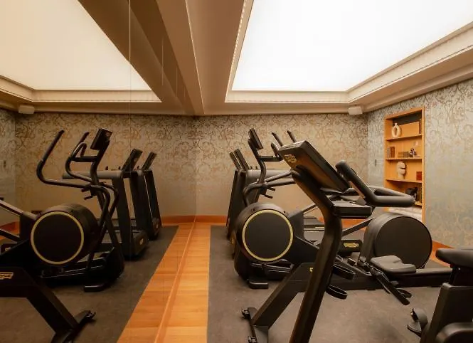 Villa-des-prés Hotel 5*